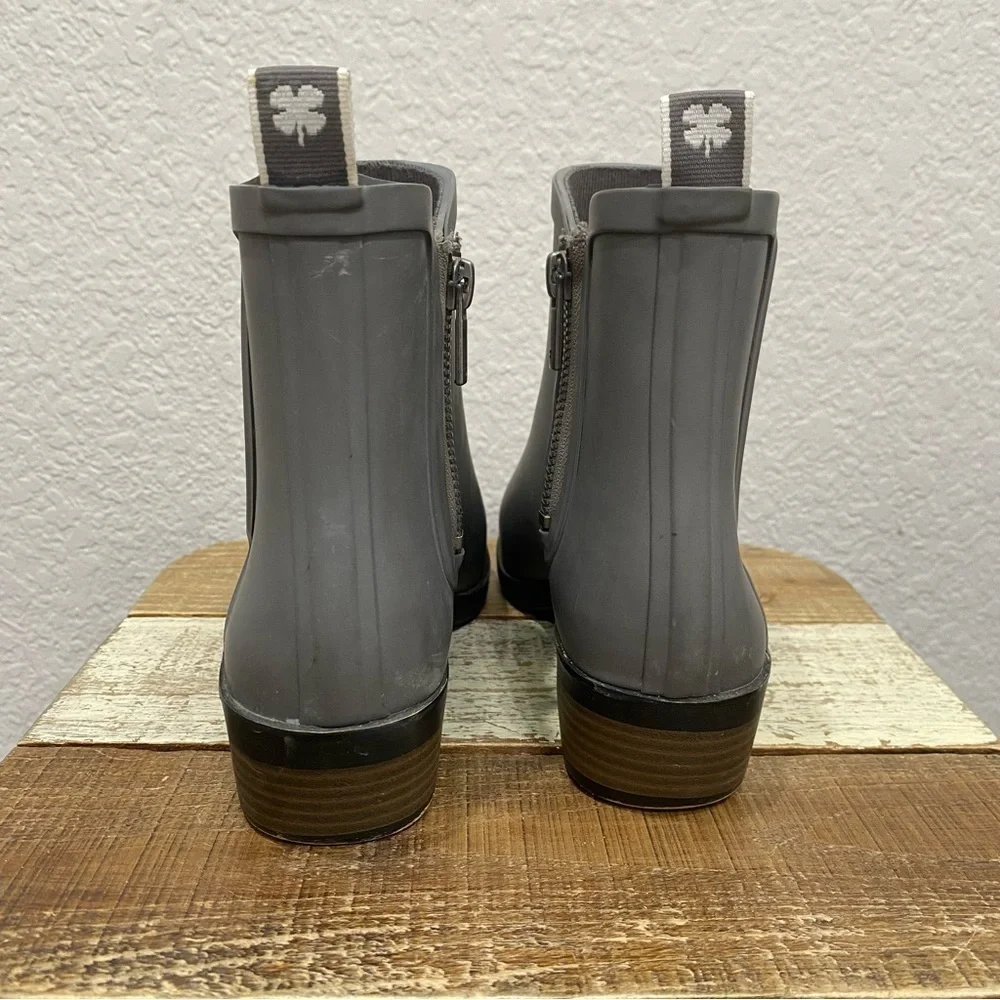 Lucky Brand Reigney Gray Rain Boots Size 8